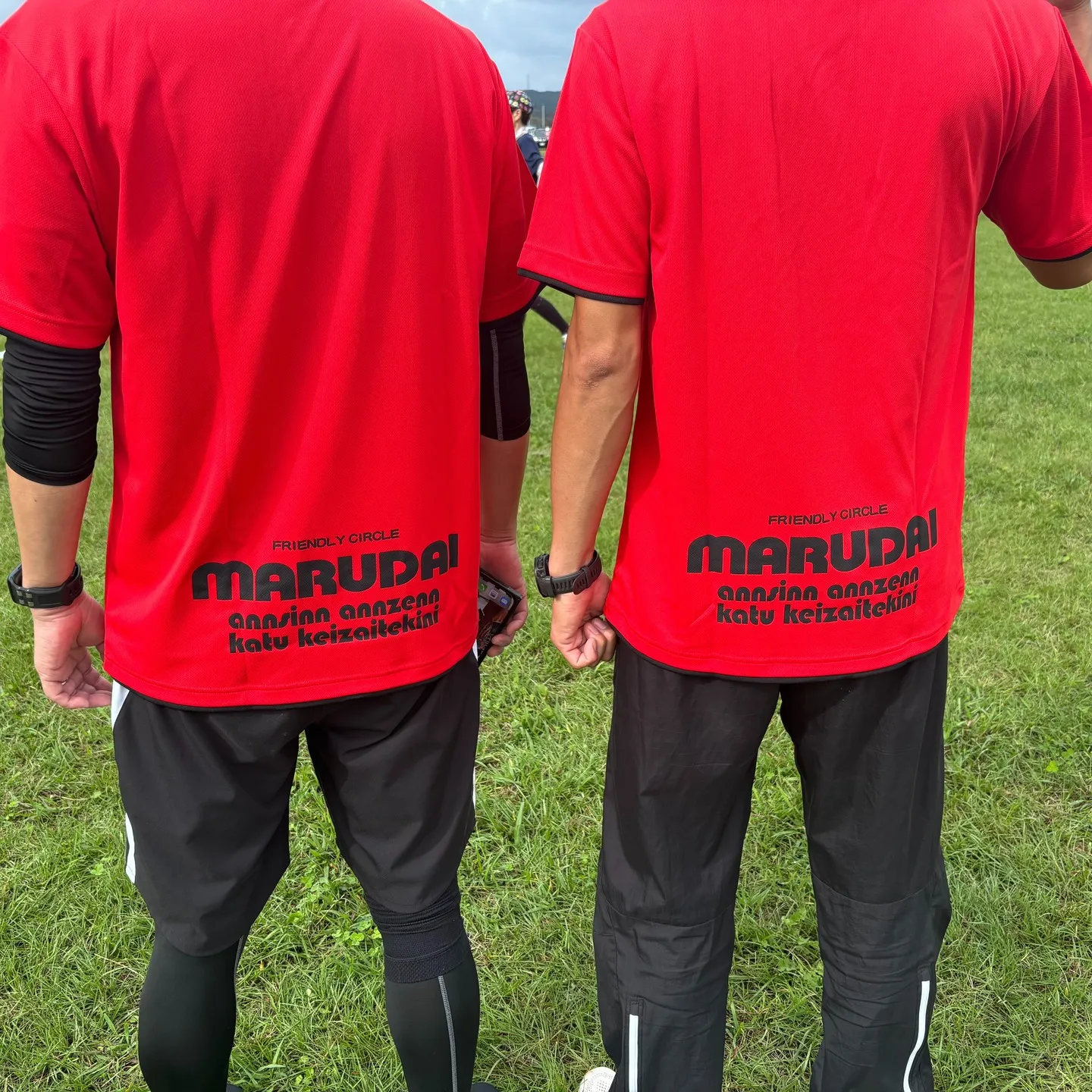 丸大マラソン部より！🏃‍♂️💨部長の横道、部員の松尾、そして...