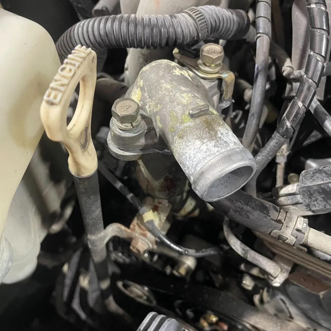 こんにちは、下川原の三ツ井です🚗💨最近、エアコンを入れても暖...