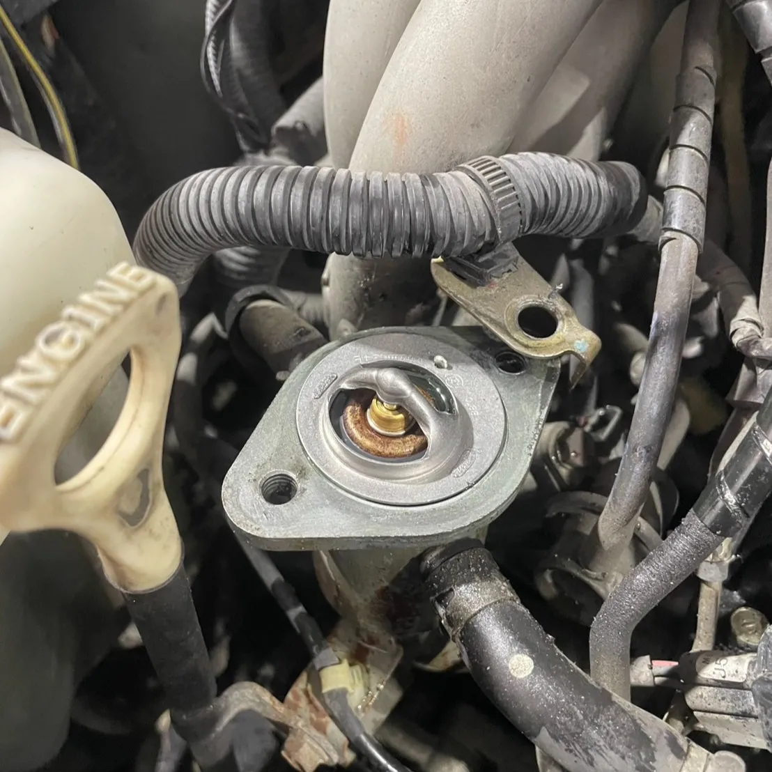 こんにちは、下川原の三ツ井です🚗💨最近、エアコンを入れても暖...